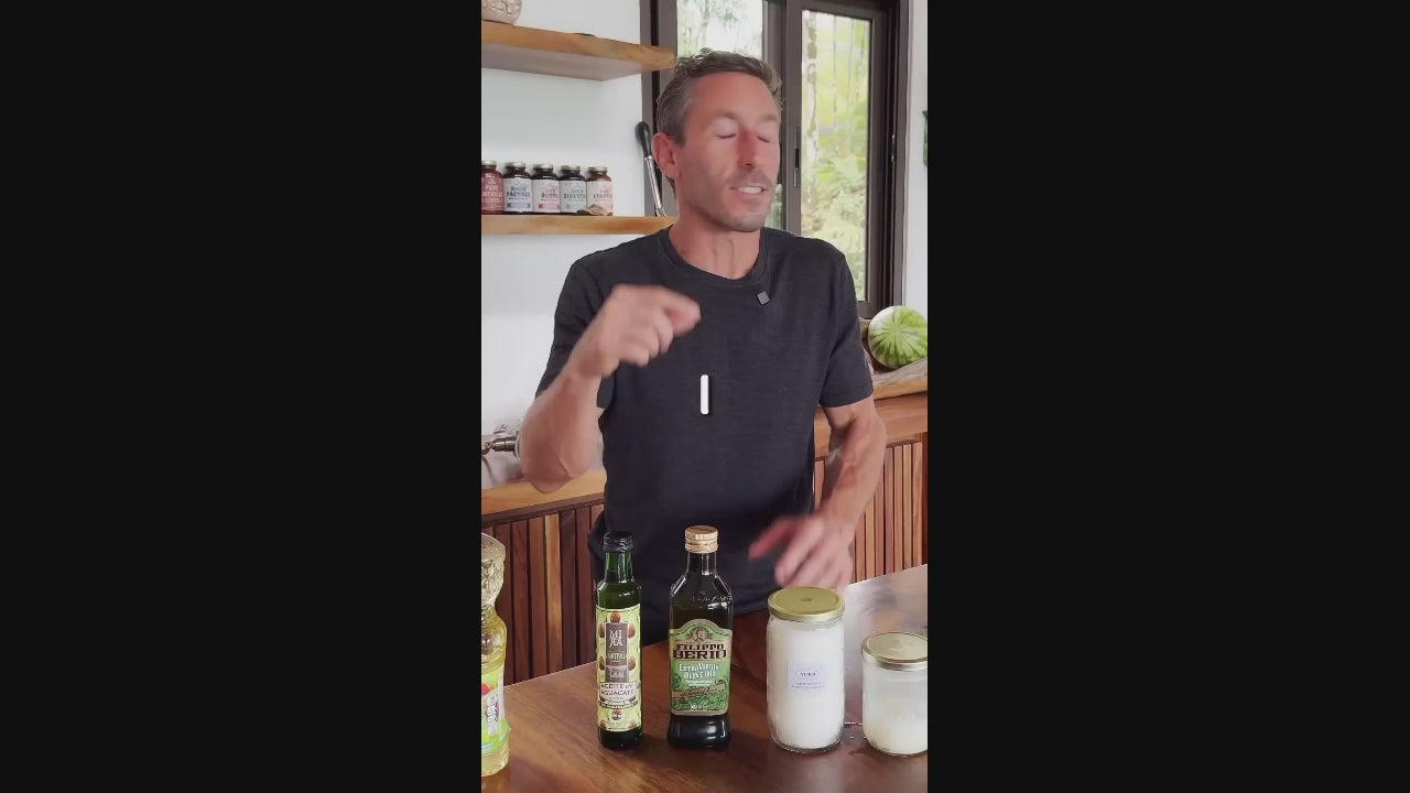 Naloži videoposnetek: Dr. Paul Saladino o oljih